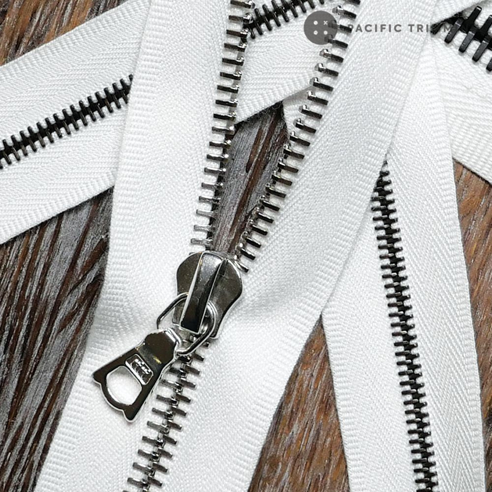 M8 One Way Cotton Tape Dyeable Zipper