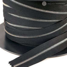 Load image into Gallery viewer, riri Zipper Continuous Chain Black Tape with Nickel Teeth
