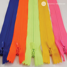 Load image into Gallery viewer, #7 Closed End Heavy Duty Invisible Zipper 24 Inch
