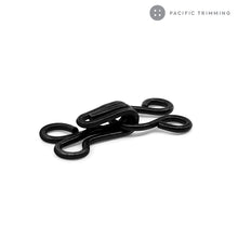 Load image into Gallery viewer, Dritz Hooks &amp; Eyes Black Size 2
